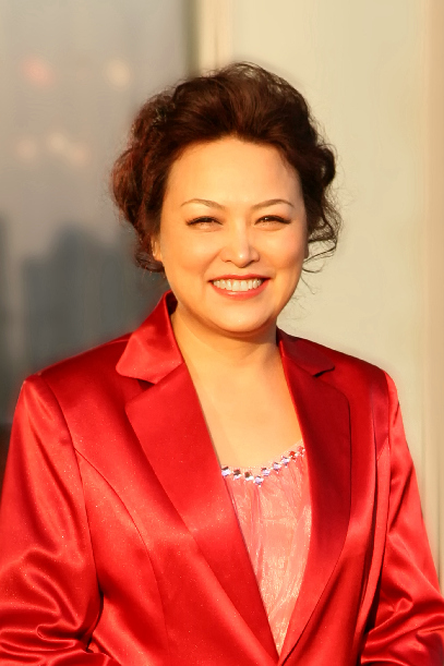 全国人大代表、长城汽车总裁王凤英眼中的关键词：新能源 “走出去” 信息化